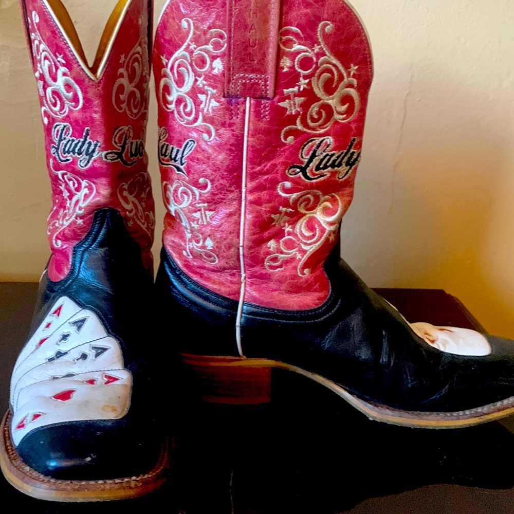 Tin haul “Lady Luck” size 8